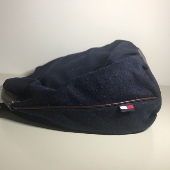 Tommy Hilfiger Argyle Navy Hobo Purse Bag NWT - Picture 5 of 7